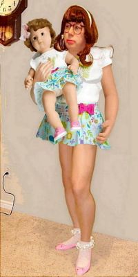 girl_and_doll
Keywords: fetish;crossdresser;cd;petticoat;tranny;trans;tgirl;sissy;shemale;transexual;transvestite;drag