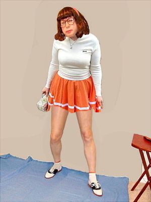 circle skirt
Keywords: fetish;crossdresser;cd;petticoat;tranny;trans;tgirl;sissy;shemale;transexual;transvestite;drag