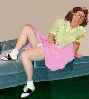 shirley_bobby_soxer
Keywords: fetish;crossdresser;cd;petticoat;tranny;trans;tgirl;sissy;shemale;transexual;transvestite;drag