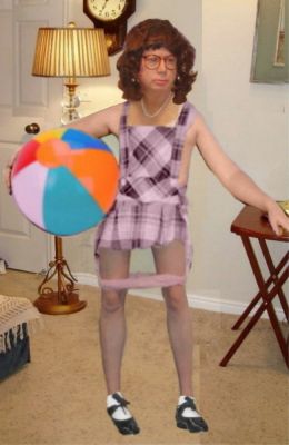beach ball
Keywords: bobby socks saddle shoes poodle skirt