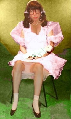 bettie
Keywords: bobby socks saddle shoes poodle skirt