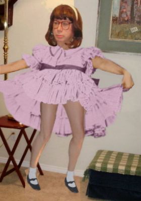 carol
Keywords: bobby socks saddle shoes poodle skirt ankle