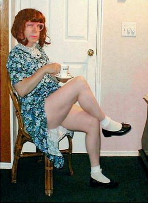coffee break
Keywords: stockings bra cd cotton crossdresser cute effeminate feminine girlie girly heels legs miniskirt knickers panties underwear undies upskirt pretty transvestite