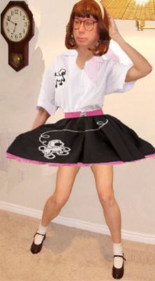 poodle skirt bobby socks
Keywords: bobby socks saddle shoes poodle skirt